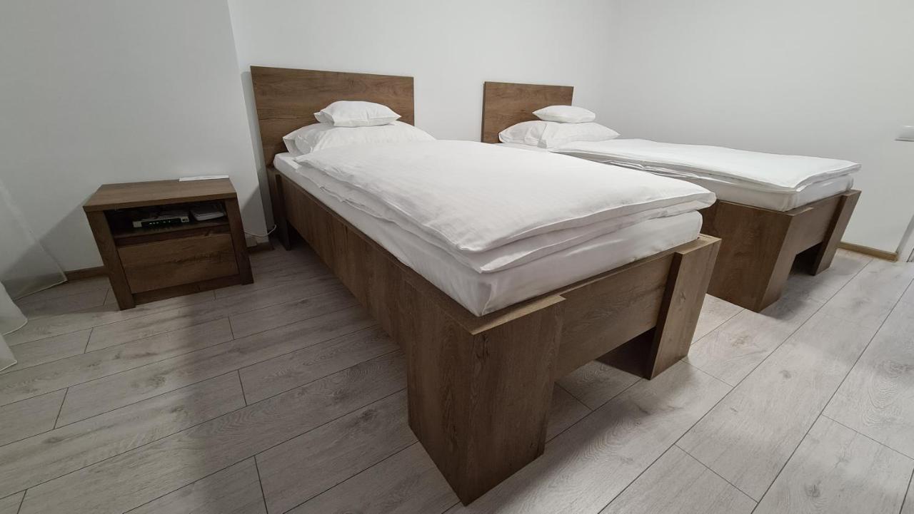Apartament Sorina Maria Lägenhet Deva Exteriör bild