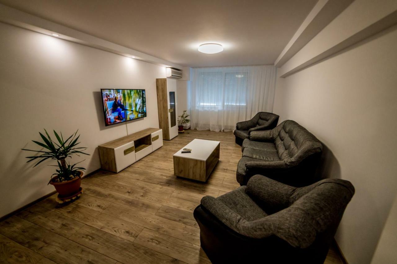 Apartament Sorina Maria Lägenhet Deva Exteriör bild
