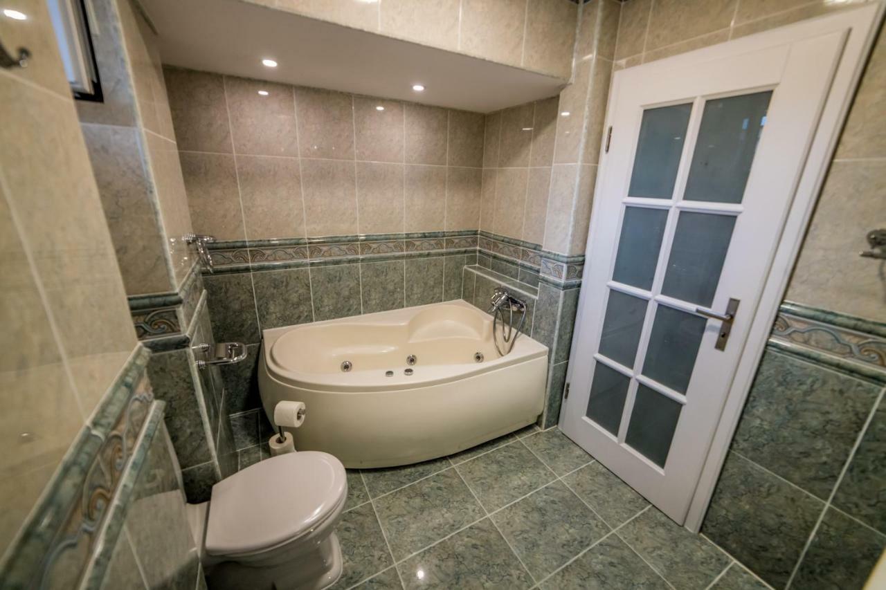 Apartament Sorina Maria Lägenhet Deva Exteriör bild